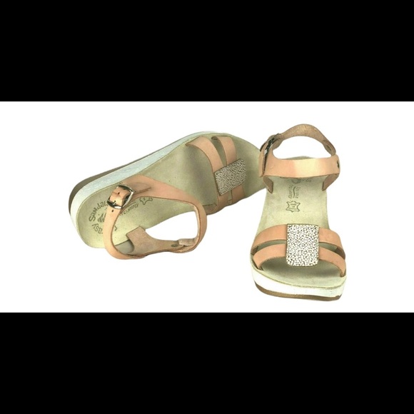 Fantasy Sandals Flex Sole Technology Wedge Buckle Leather Upper Size 40/9 - Picture 3 of 16